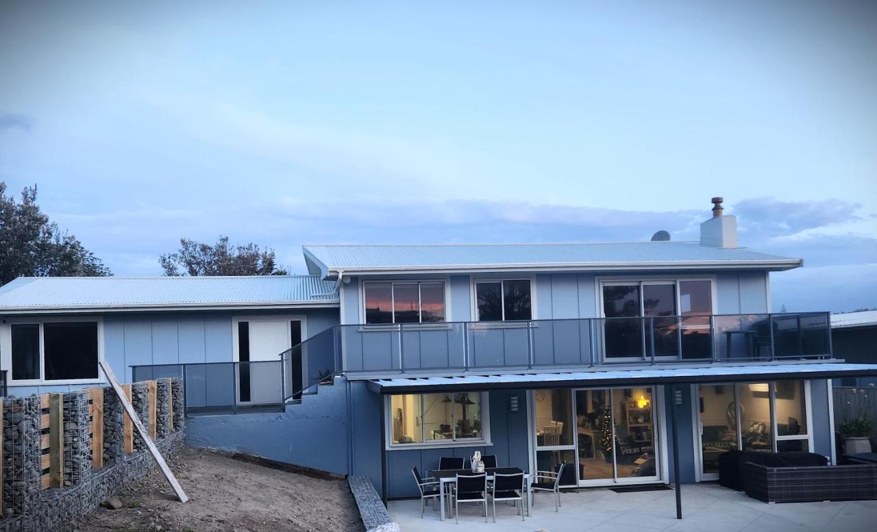 #40 At The Beach Waitarere Exterior foto