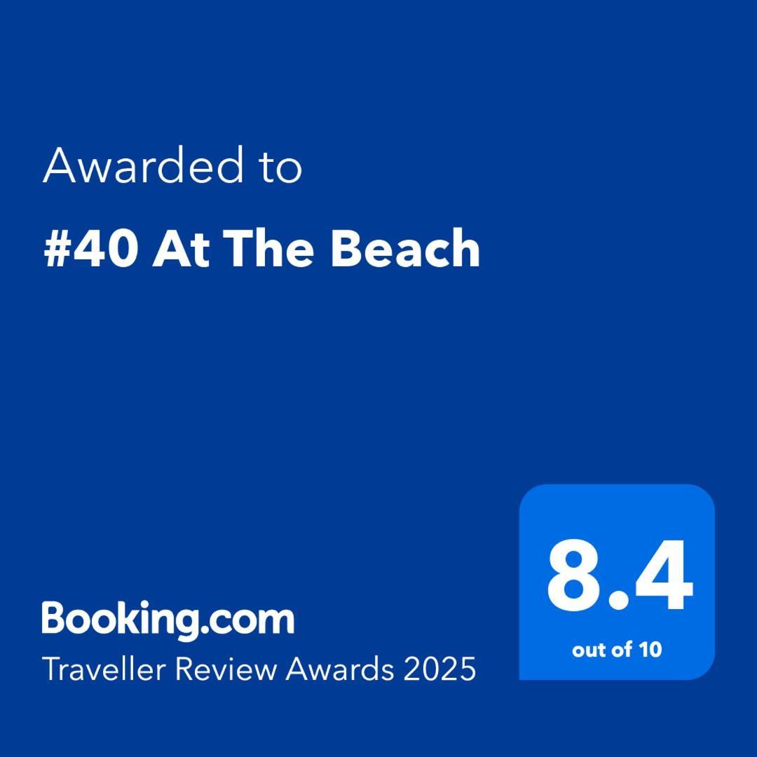 #40 At The Beach Waitarere Exterior foto